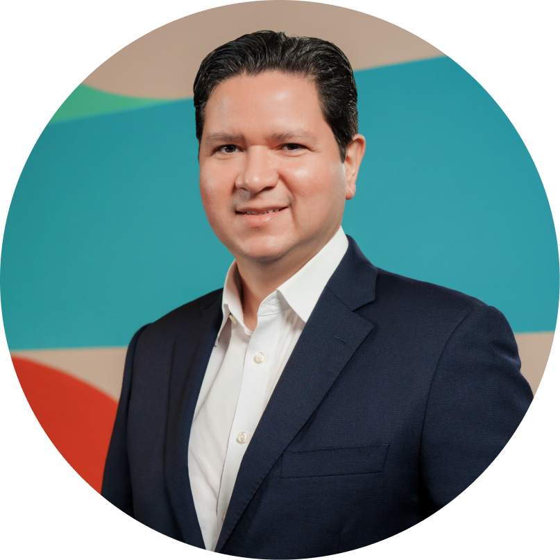 Luis A. del Toro C. - Vicepresidente Área de Finanzas, Contraloría y Planficación 